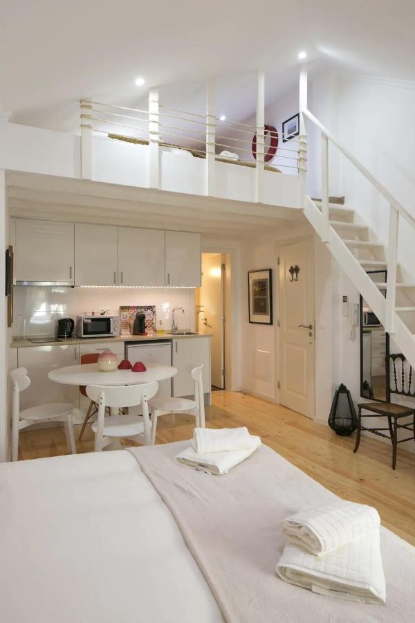 Central Mezzanine Studio Lejlighed Lisboa Eksteriør billede