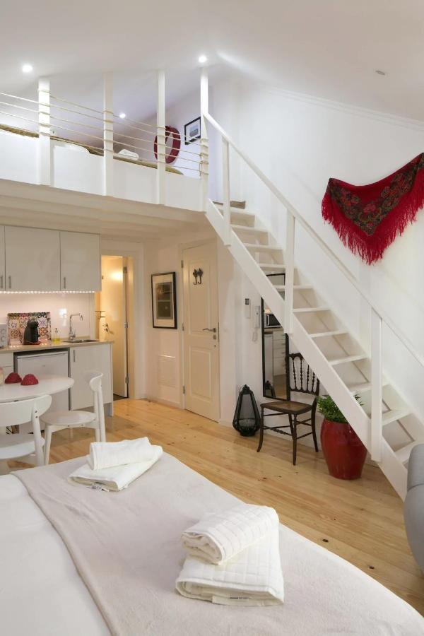 Central Mezzanine Studio Lejlighed Lisboa Eksteriør billede