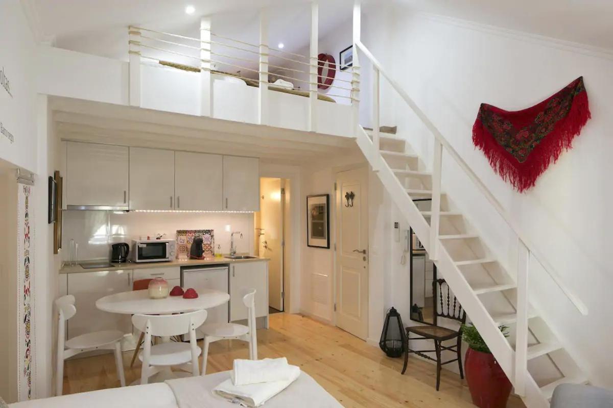 Central Mezzanine Studio Lejlighed Lisboa Eksteriør billede